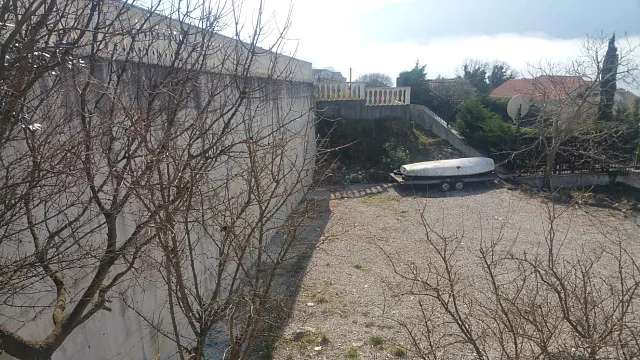 House for sale with a large plot in Dobrota, — photo 13